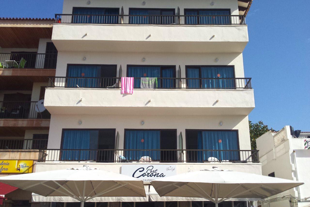 קאלה ראטג'אדה Hostal Port Corona מראה חיצוני תמונה